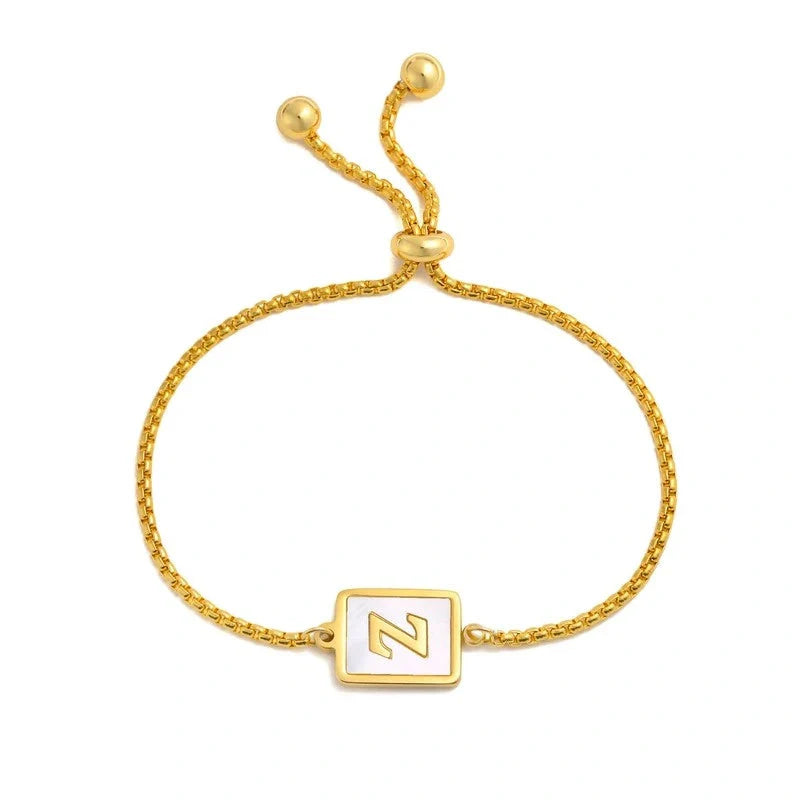 Bedelarmband met Initialen
