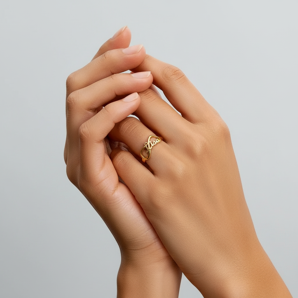 Eterna Script Ring