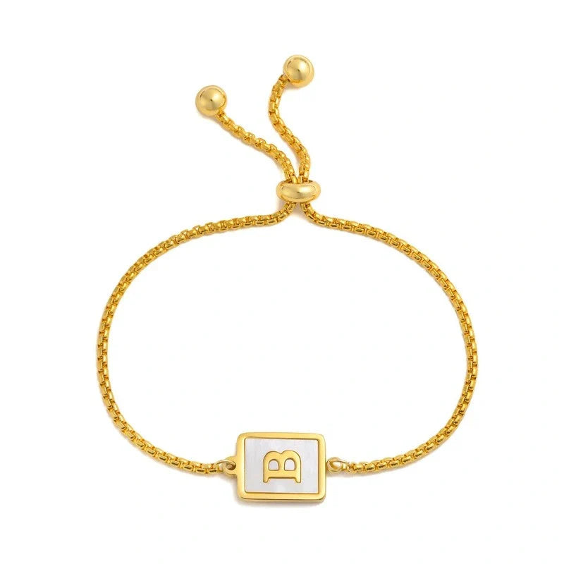 Bedelarmband met Initialen