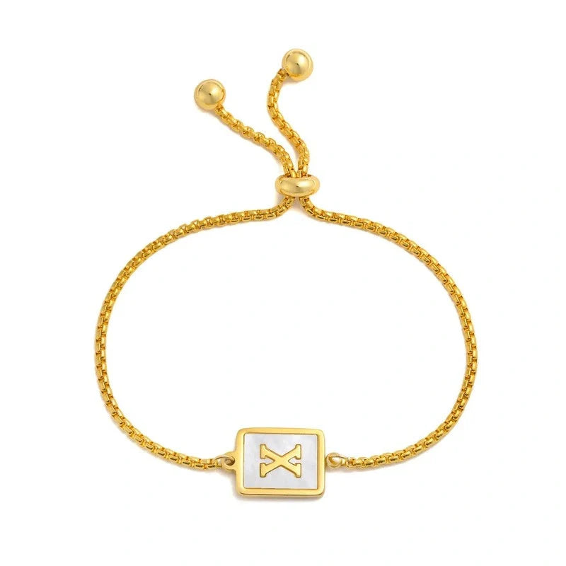 Bedelarmband met Initialen