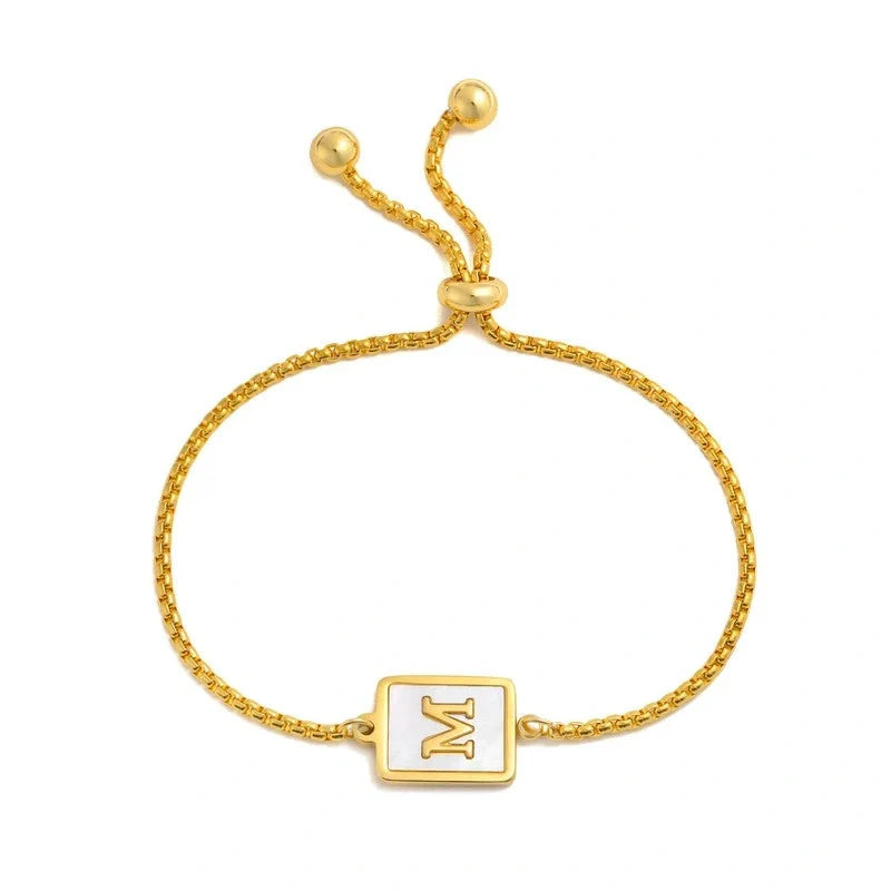 Bedelarmband met Initialen